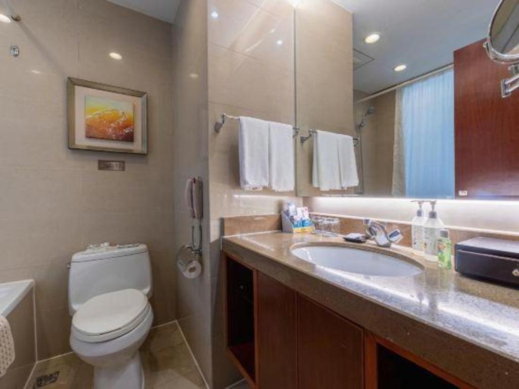 Qingdao Blue Horizon Hotel Licang Exterior photo