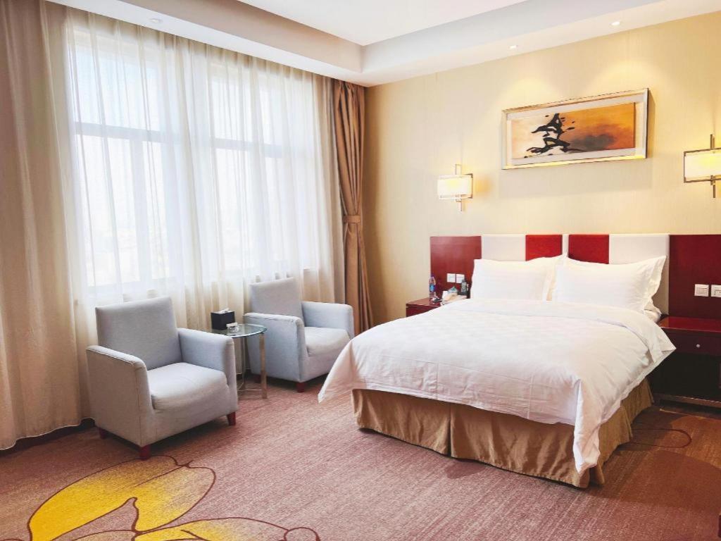 Qingdao Blue Horizon Hotel Licang Exterior photo