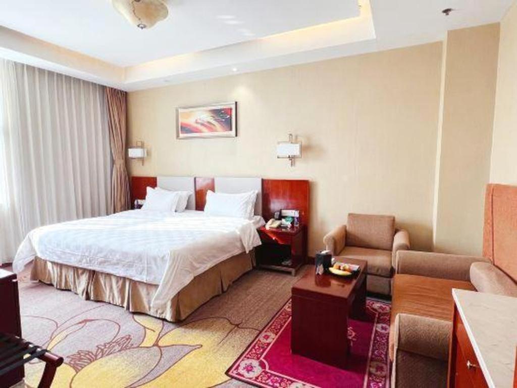 Qingdao Blue Horizon Hotel Licang Exterior photo