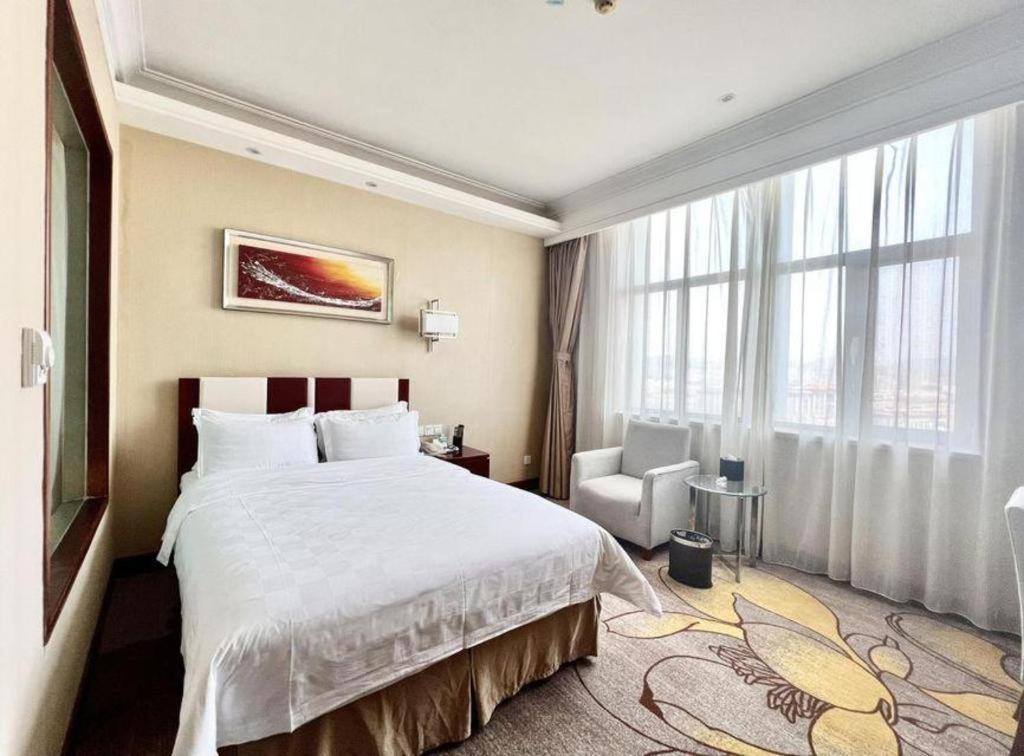 Qingdao Blue Horizon Hotel Licang Exterior photo