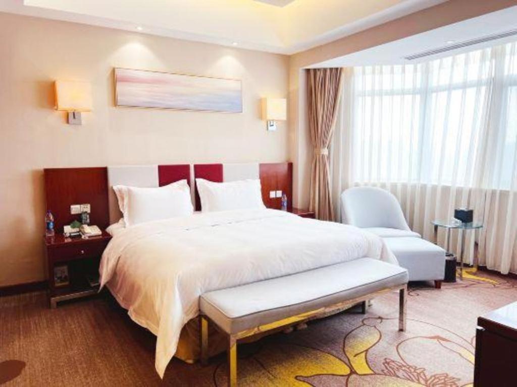 Qingdao Blue Horizon Hotel Licang Exterior photo