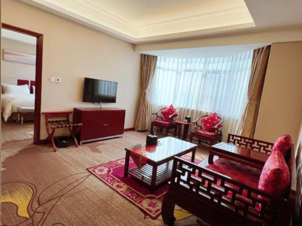 Qingdao Blue Horizon Hotel Licang Exterior photo